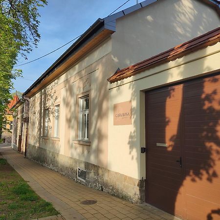 Casa Rosa Apartmanok Еґер Екстер'єр фото