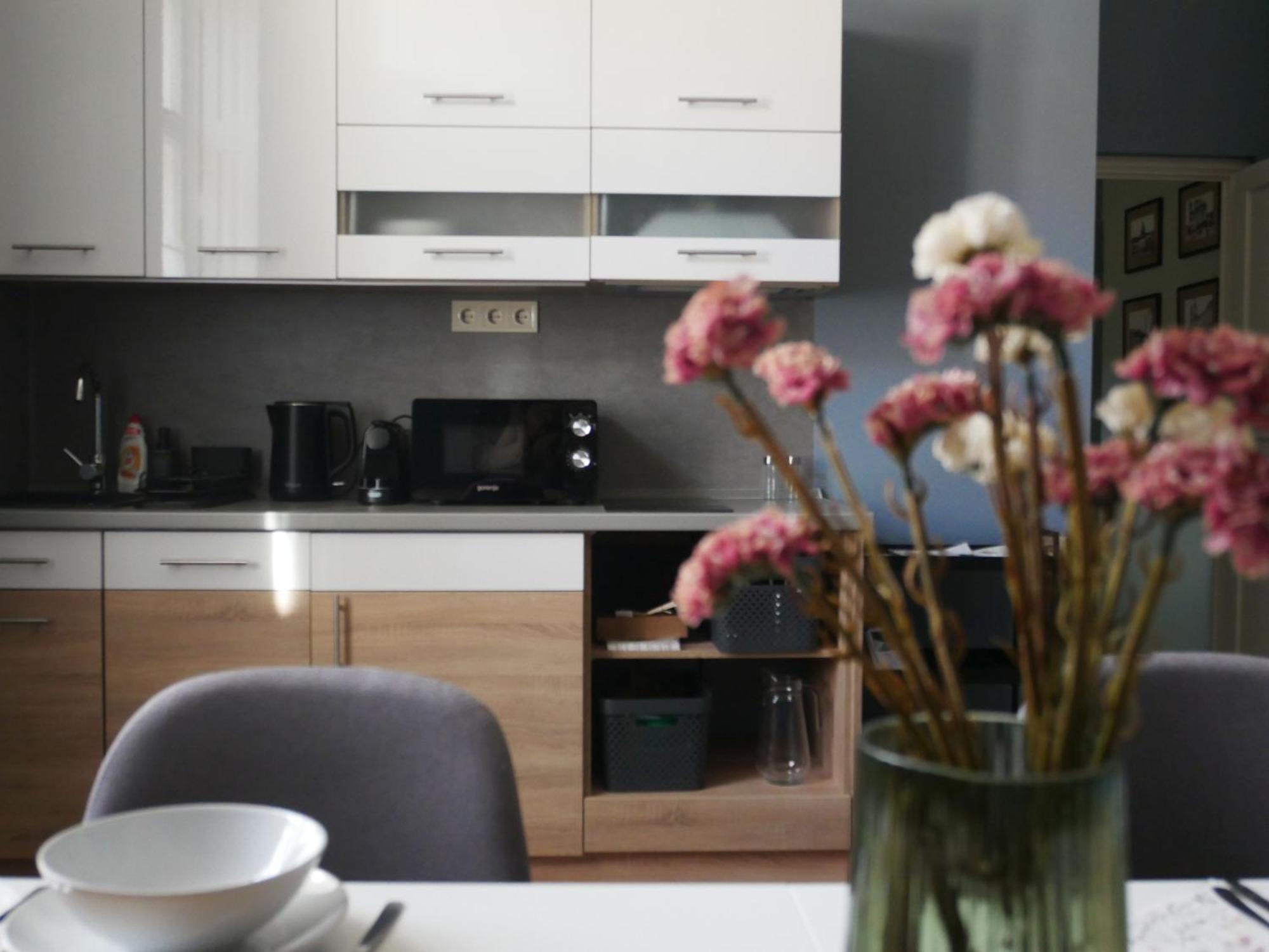 Casa Rosa Apartmanok Еґер Екстер'єр фото
